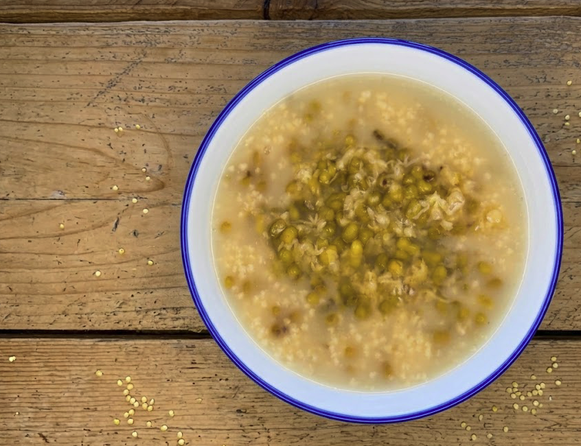 TCM recept: Mungbonen Congee met gierst 